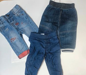 Lot de 3 pantalons taille 6 mois