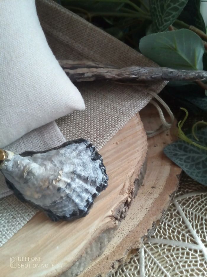 Collier véritables coquille d'huître à nacre grise + perle de culture d'eau - photo numéro 5