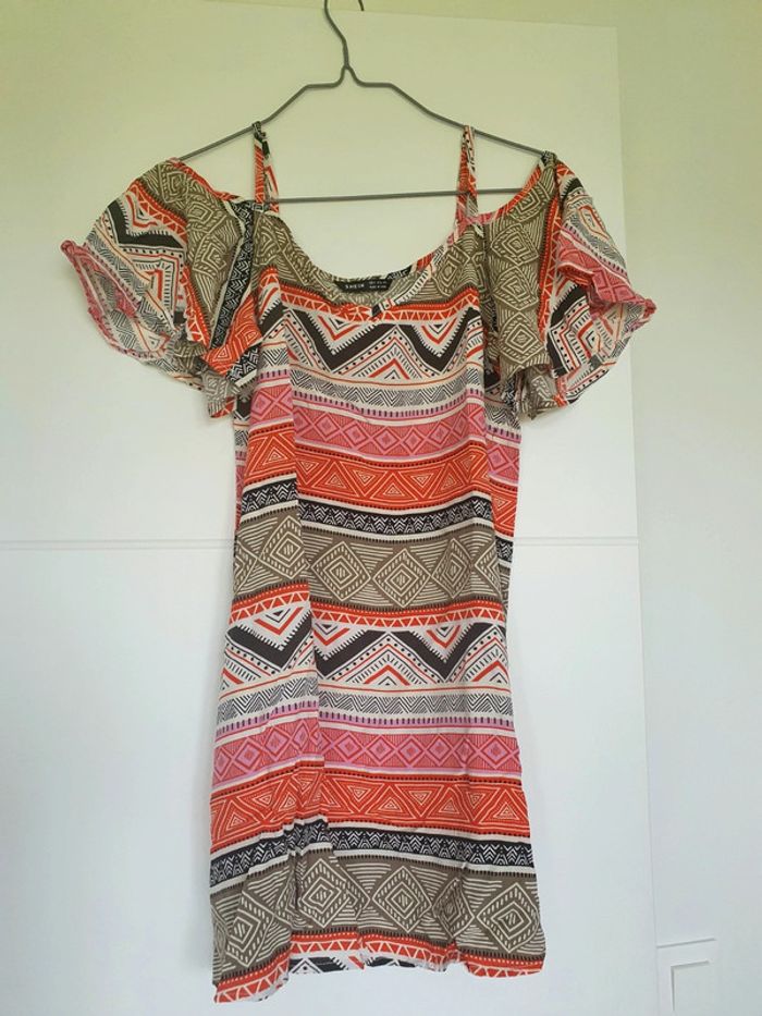 Robe épaules dénudées taille S