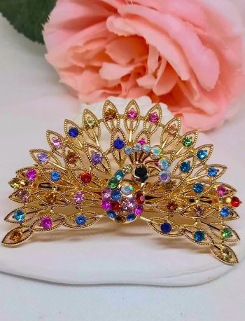 Barrette dorée et cristal en forme de paon