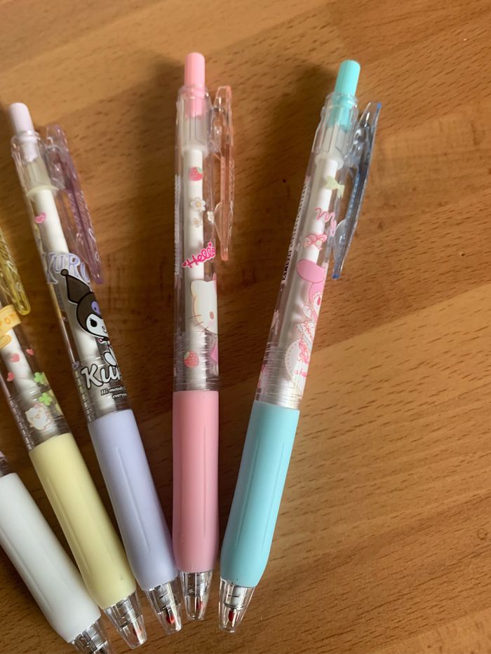 5 stylos Sanrio - photo numéro 3