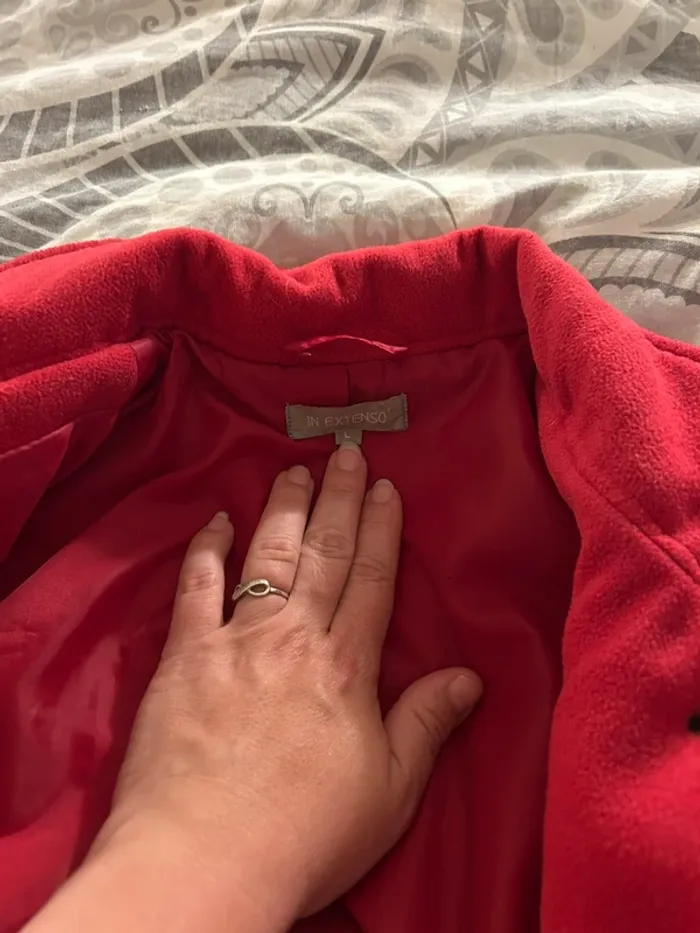 Manteau rouge - photo numéro 6