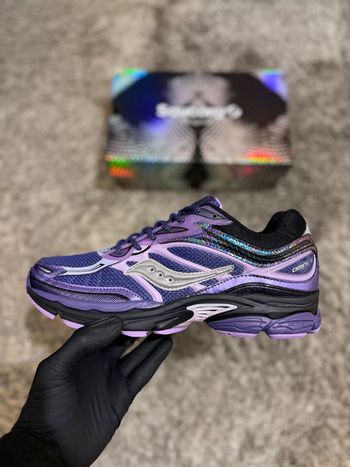 Saucony Progrid Omni 9