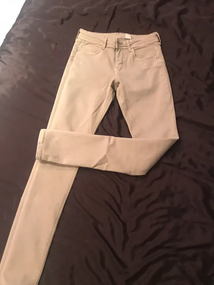 Jean beige H&M - photo numéro 3