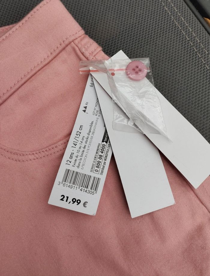 Beau pantalon rose neuf - photo numéro 4