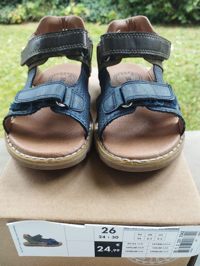 Sandales taille 26 - photo numéro 4
