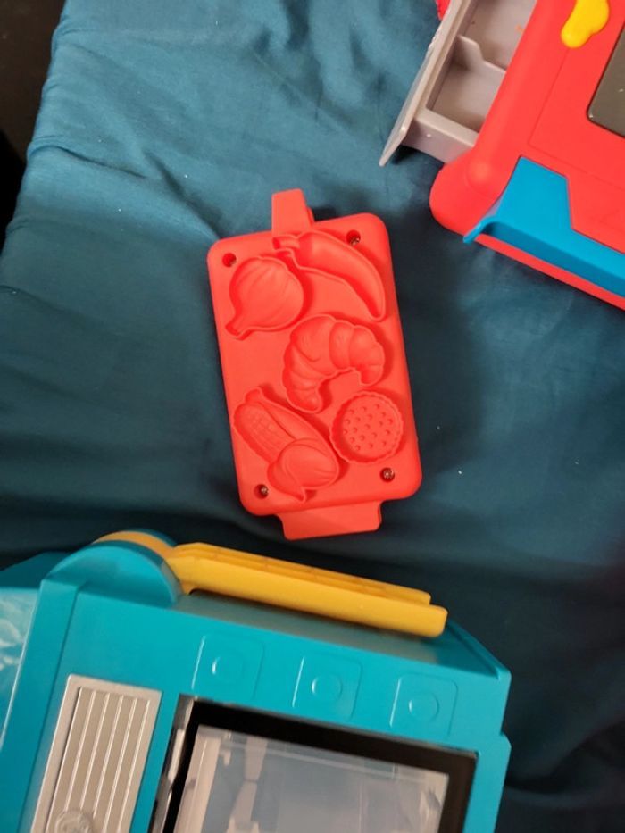 Lot divers activité pate a modeler - photo numéro 7