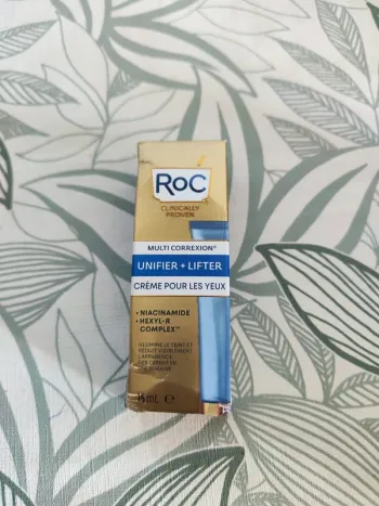 Roc crème pour les yeux unifie et lift le teint 15ml valeur 26€  à utiliser 12 mois après ouverture