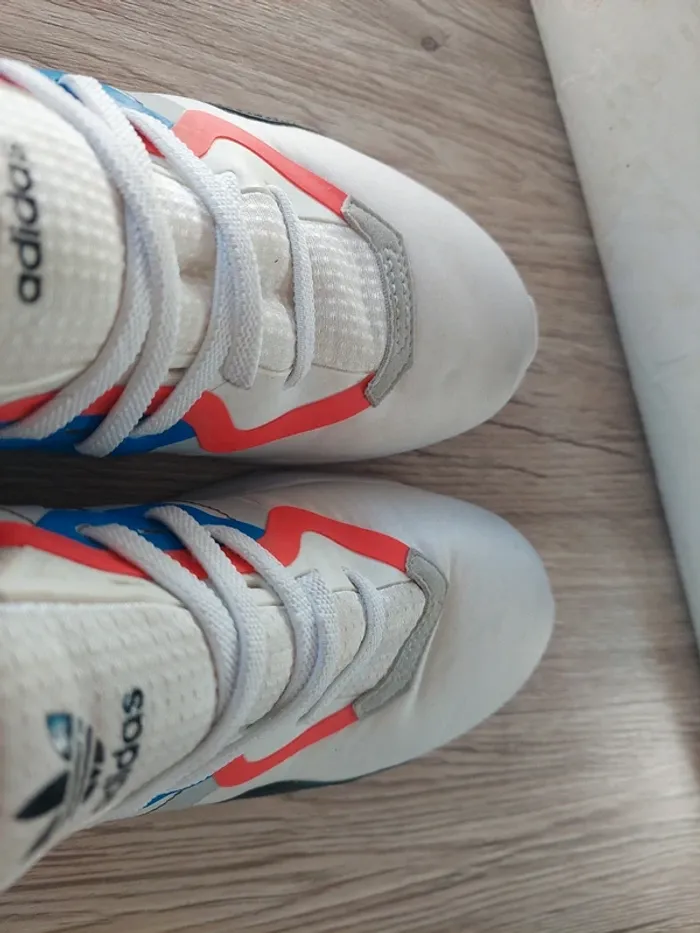 Basket adidas - photo numéro 2