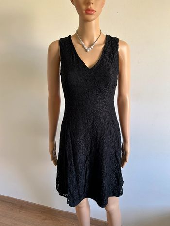 Robe noire en dentelle sans manches Jacqueline Riu taille 36 TBE