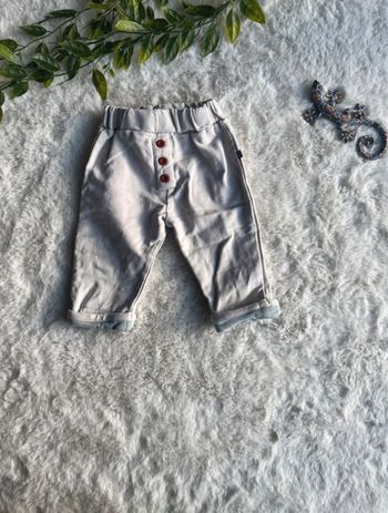 Pantalon crème en 3 mois 