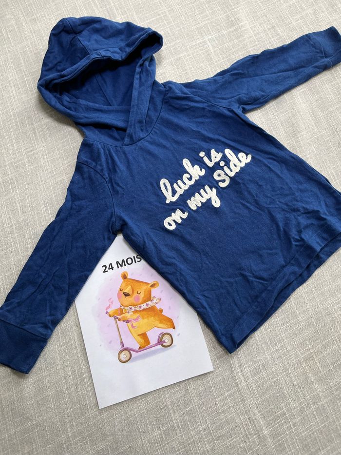 Pull fin à capuche TAO