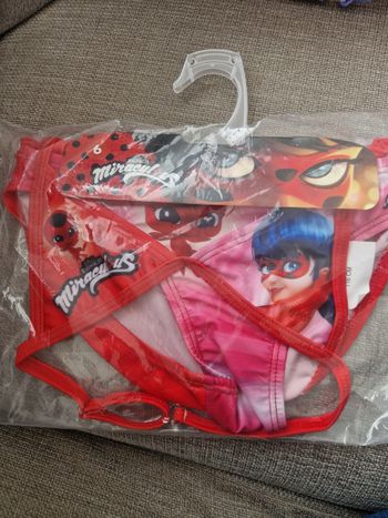 Maillot de bain bikini miraculous ladybug 6 ans neuf 