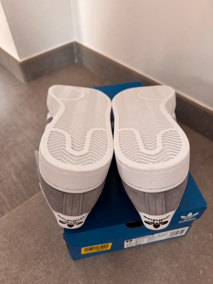 Sneakers Adidas Campus 2 neuves Taille 42 2/3 - photo numéro 9