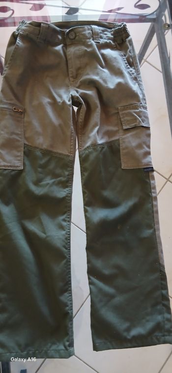 Pantalon kaki taille 10 ans