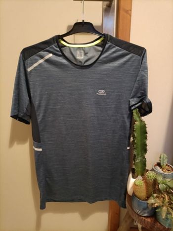 Tshirt sport bleu marine KALENJI