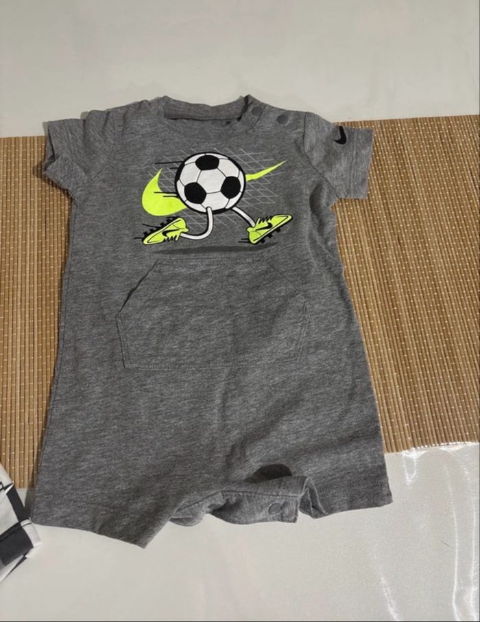 Nike bébé - photo numéro 3