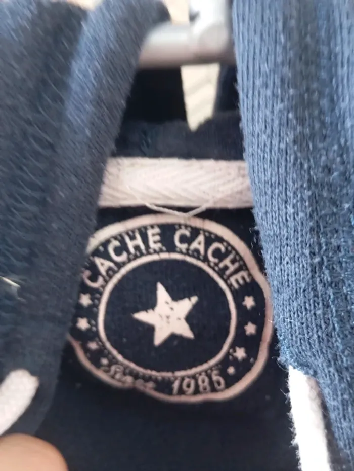 Sweat à capuche taille S - photo numéro 3