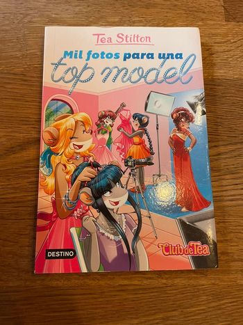 Livre Téa Stilton Numéro 23 Mil fotos para une top model