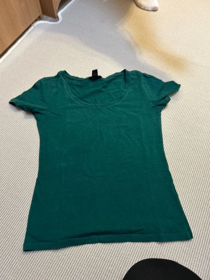 Tee shirt