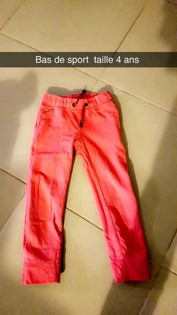 Bas de jogging taille 4 ans