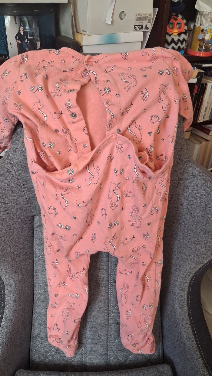 Lot pyjamas 18 mois - photo numéro 3