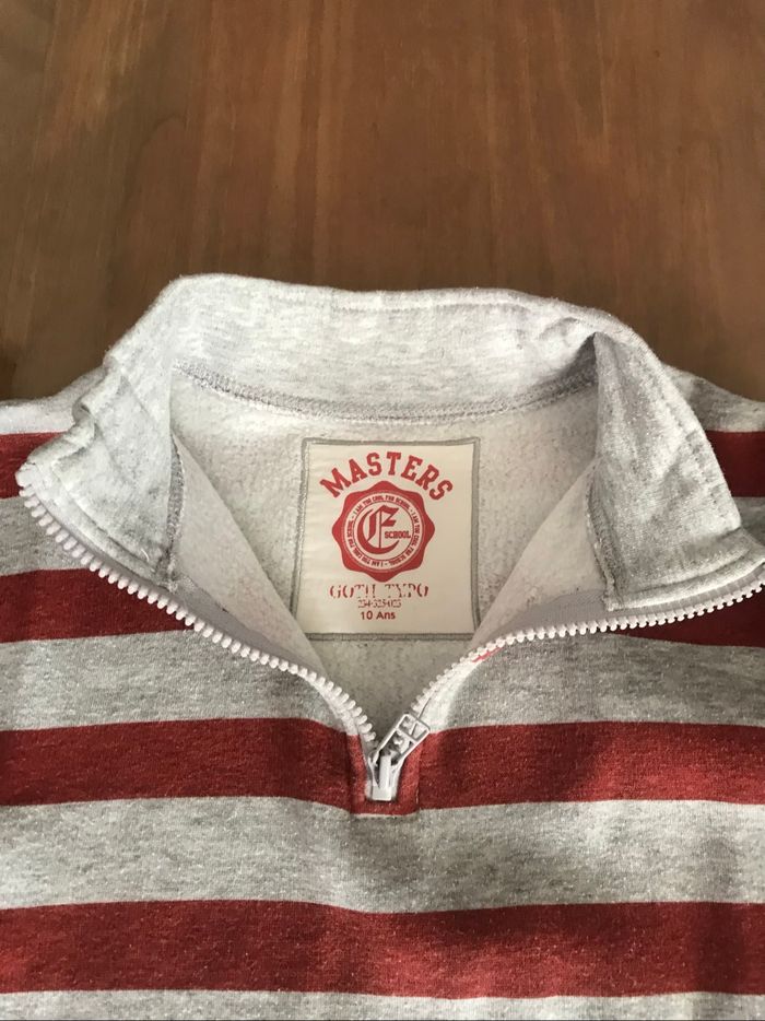 Sweat gris/rouge Masters 10 ans - photo numéro 2