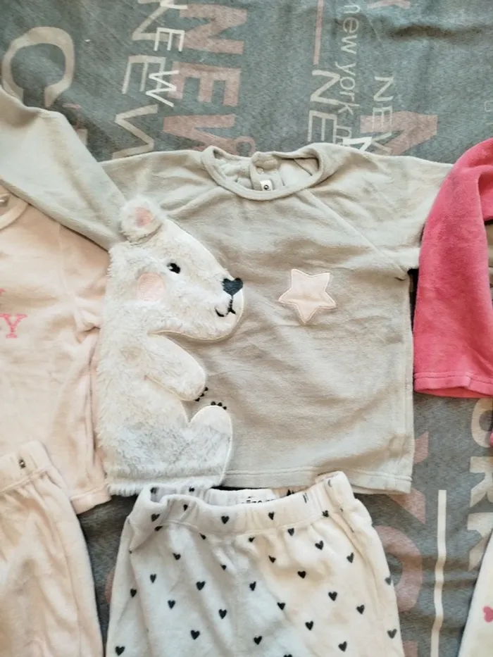 Lot pyjamas 24 mois - photo numéro 6