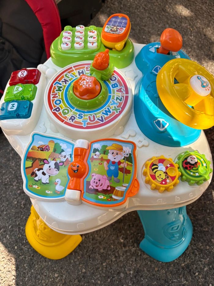 Table d’activité bilingue de Vtech