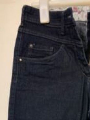 Pantalon court neuf
