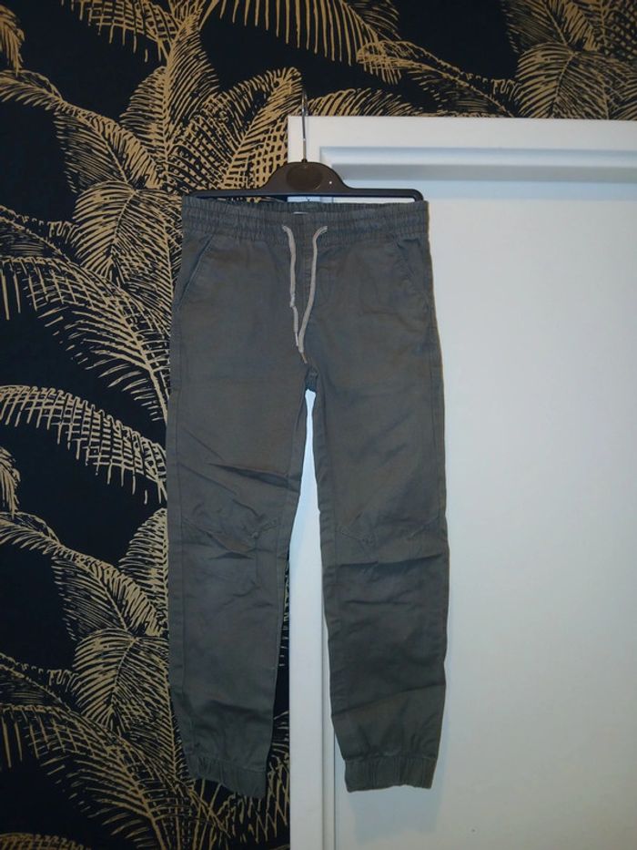 💚 Pantalon Gemo taille 6 ans. - photo numéro 2