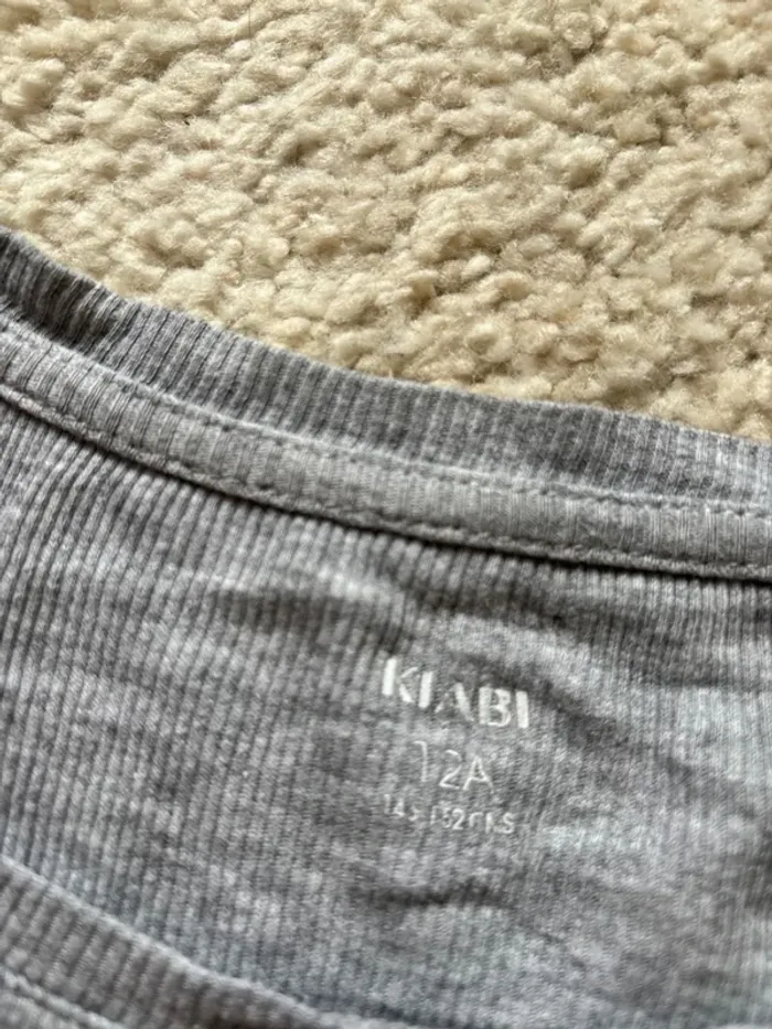 t-shirt gris kiabi taille 12 ans - photo numéro 2