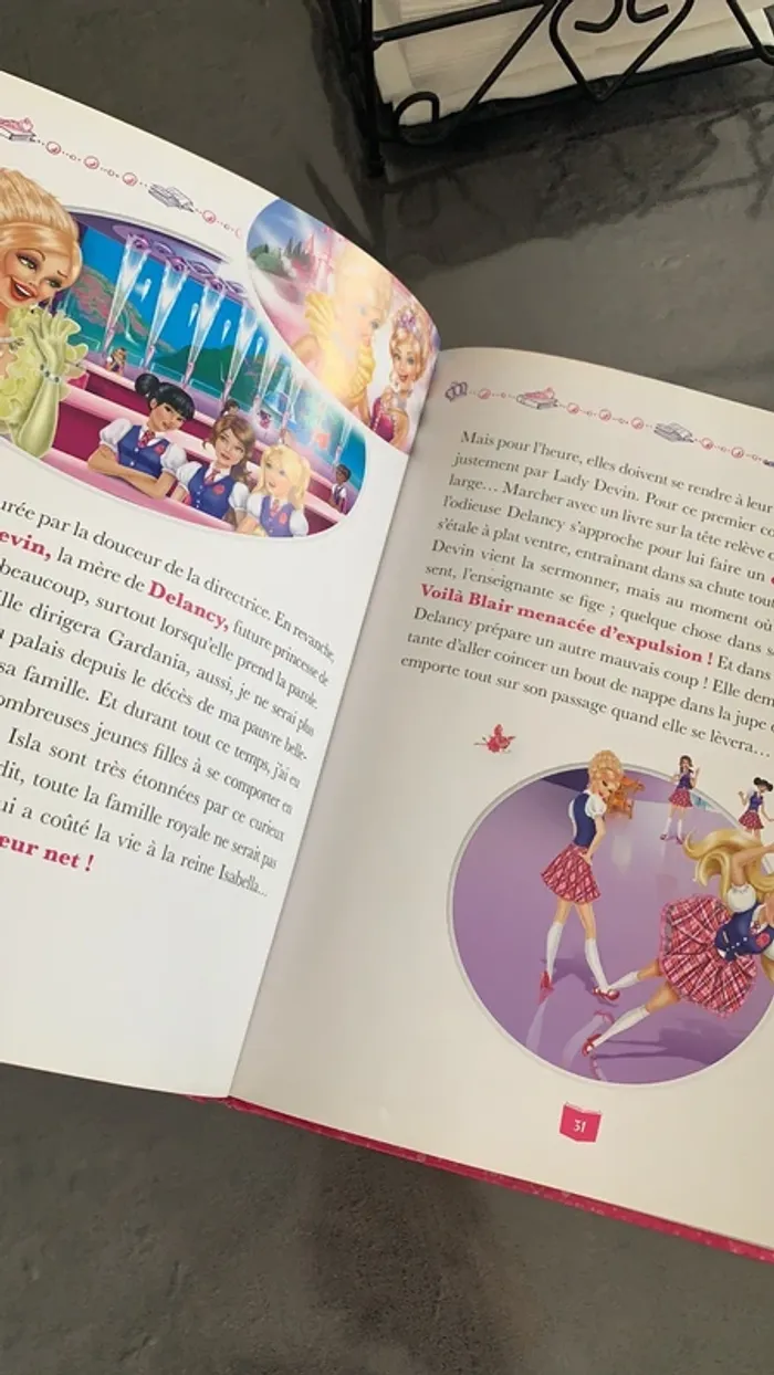 Livre barbie dans ses plus grands rôles de princesse - photo numéro 2