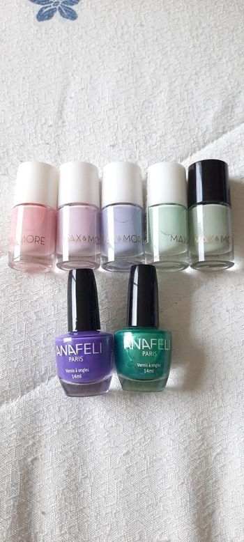 Lot de vernis à ongles 