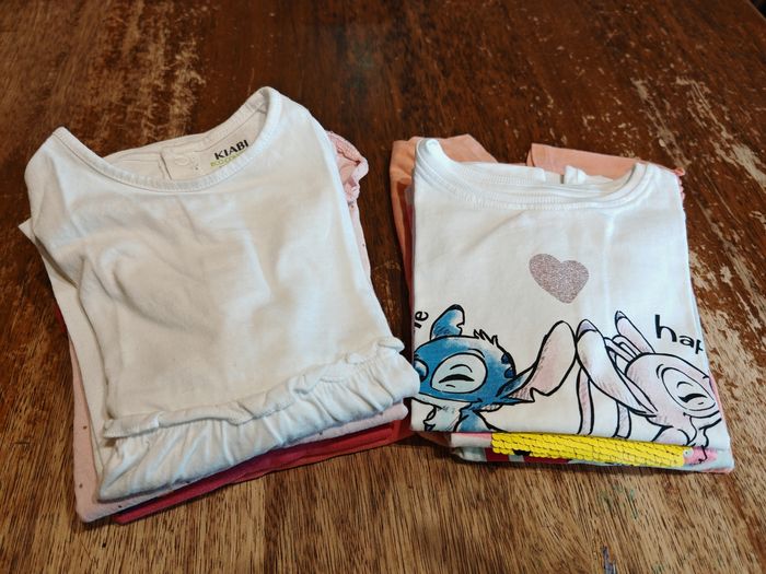 Lot de 9 t shirt fille taille 3 ans/36 M - photo numéro 1