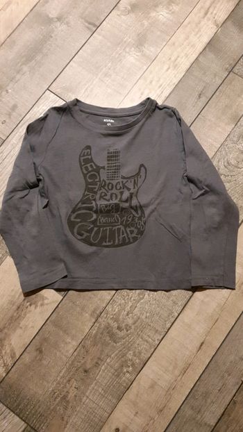 T shirt guitare 4 ans