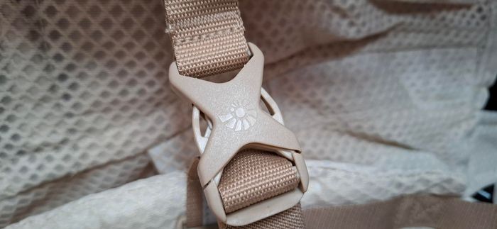 Porte-bébé ergobaby omnibreeze neuf - photo numéro 8