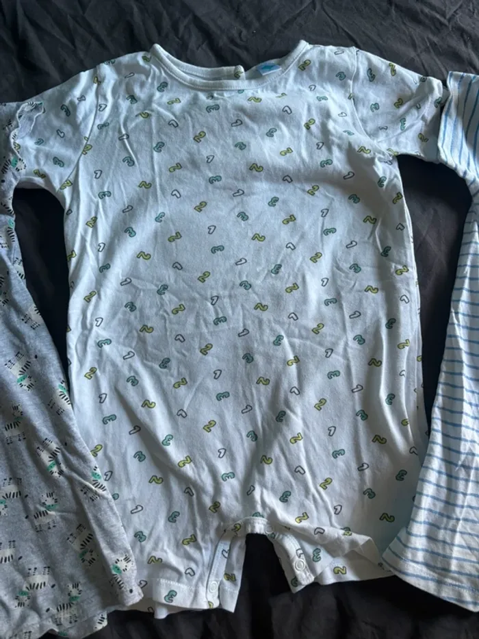Lot de 3 combinaisons short 36mois 3 ans - photo numéro 3