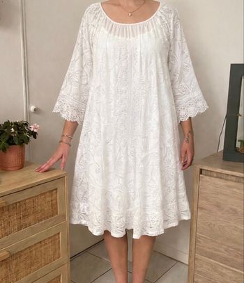 Robe en broderie anglaise 