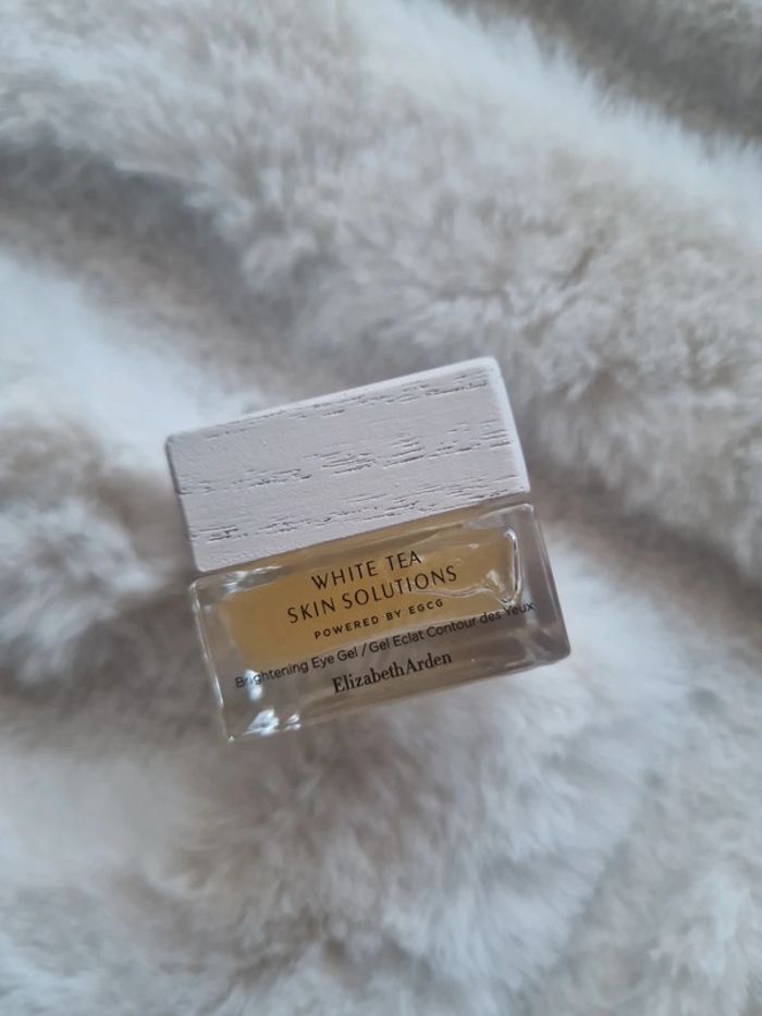 White Tea skin solutions - Gel éclat contour des yeux - photo numéro 3