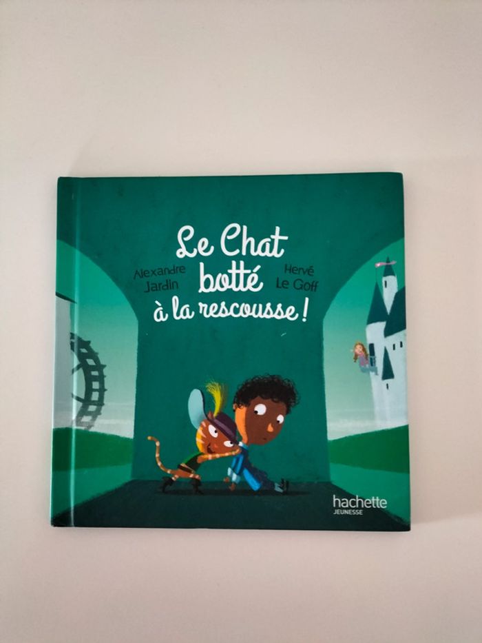 Livre le chat botté à la rescousse