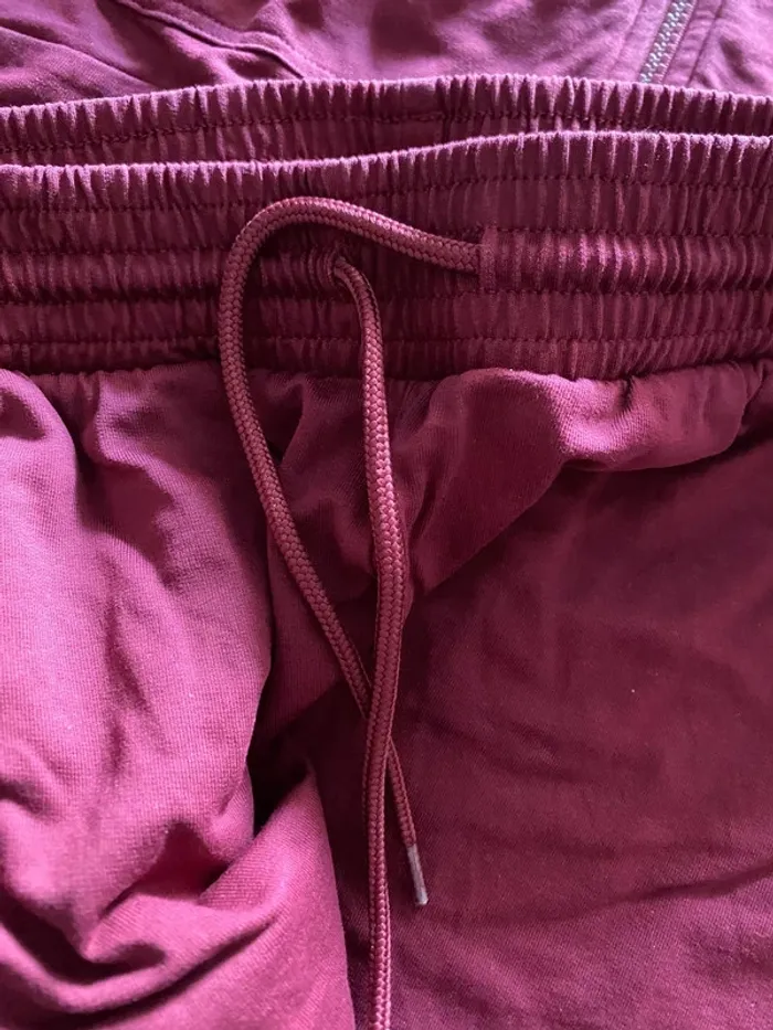 Ensemble de survêtement couleur bordeaux - photo numéro 7