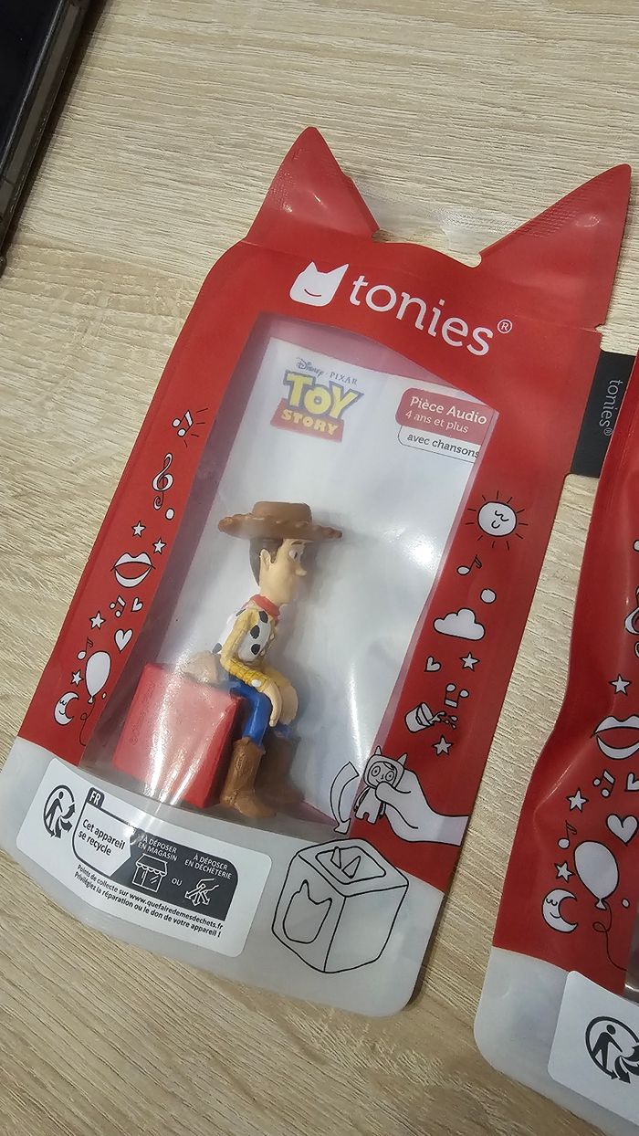 Figurines neuves Cars et Woody - photo numéro 4