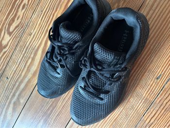Baskets femmes noires under armour 40,5