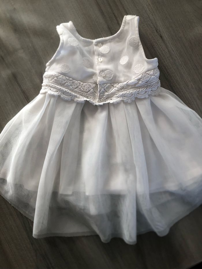 Robe 6 mois - photo numéro 2