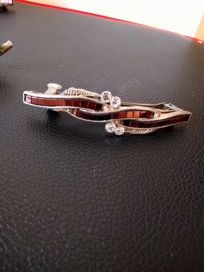 Barrette Pierre marron