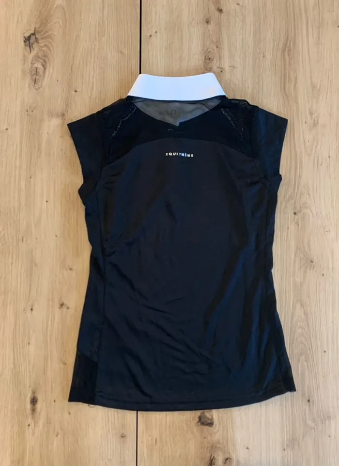 Polo  Sans  Manche  Equitheme  Noir, Taille  XXS,  Strass  sous  le  Col  Blanc, Très Bon État - photo numéro 2