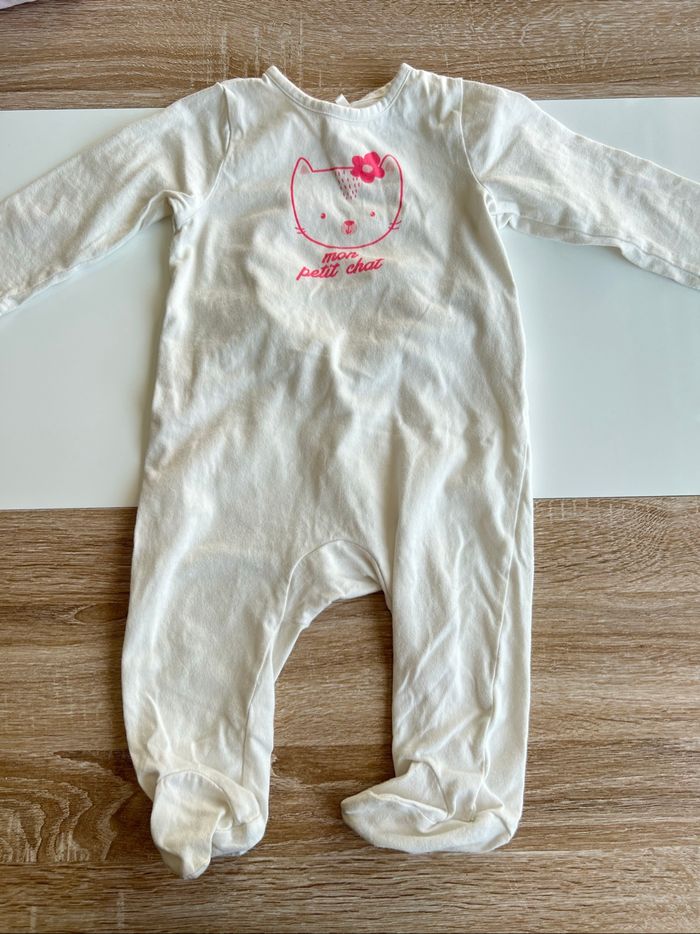 Lot pyjama 12 mois fille - photo numéro 2