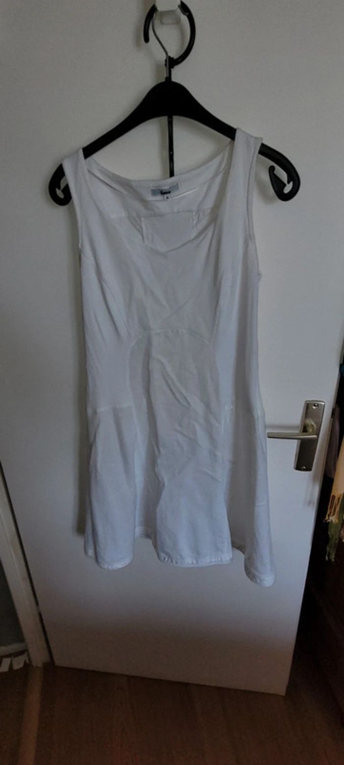 Robe style tennis Ixee T42