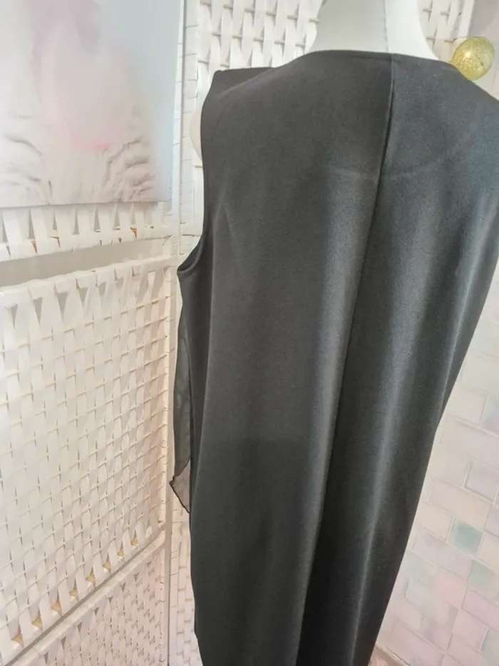 💕Jolie robe noire femme T44 la halle 💕 - photo numéro 4